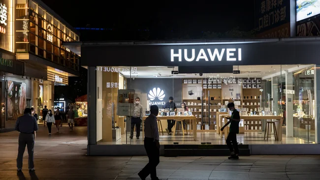 Huawei Appoints CDN as Exclusive Distributor for IDEA Hub