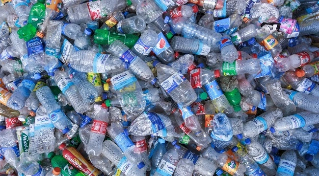 FG Backs Lagos Ban of Reusable Plastic, Says It’s Inevitable