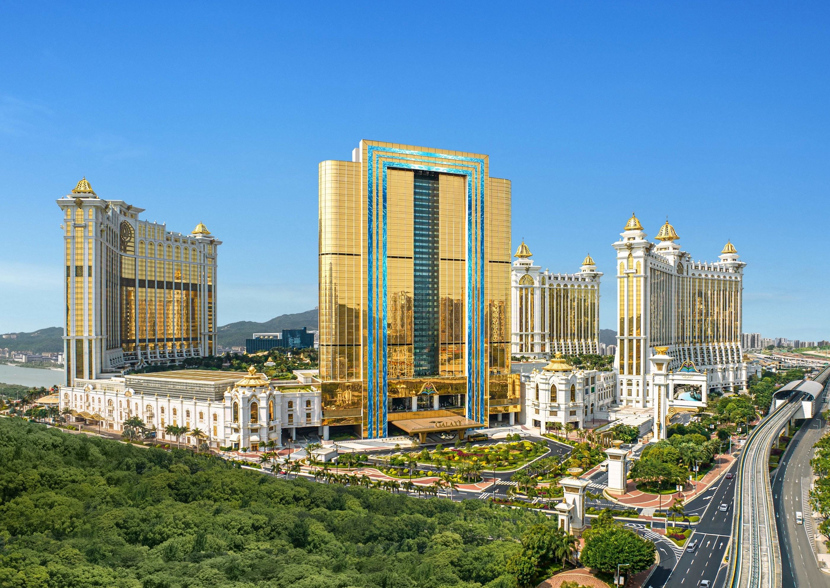 Six restaurants from StarWorld Hotel and Galaxy Macau™ Integrated Resort have proudly secured spots on the '100 TOP TABLES' by the South China Morning Post list this year, reflecting a continued growth in recognition and reputation within the region.