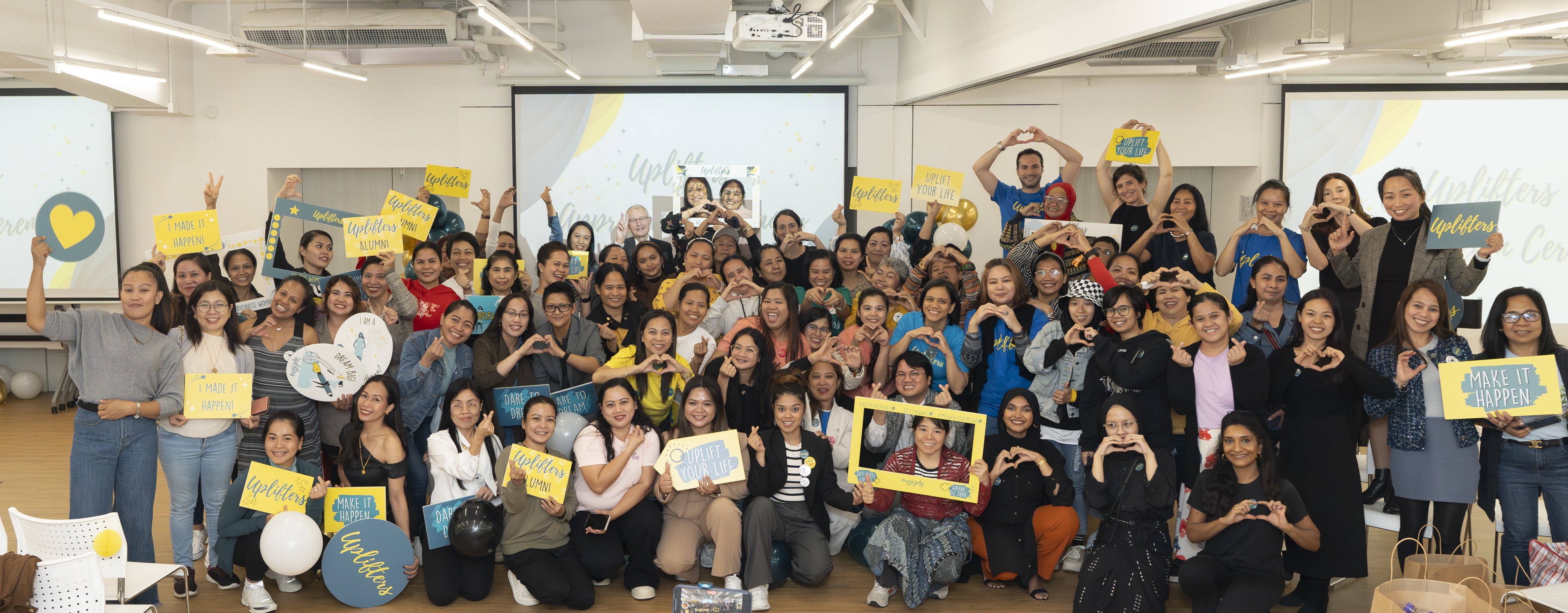 Sun Life announced a HK$200,000 donation to Uplifters to support its flagship “Dare to Dream” programme, providing financial literacy education to approximately 1,000 migrant domestic workers per year in Hong Kong.