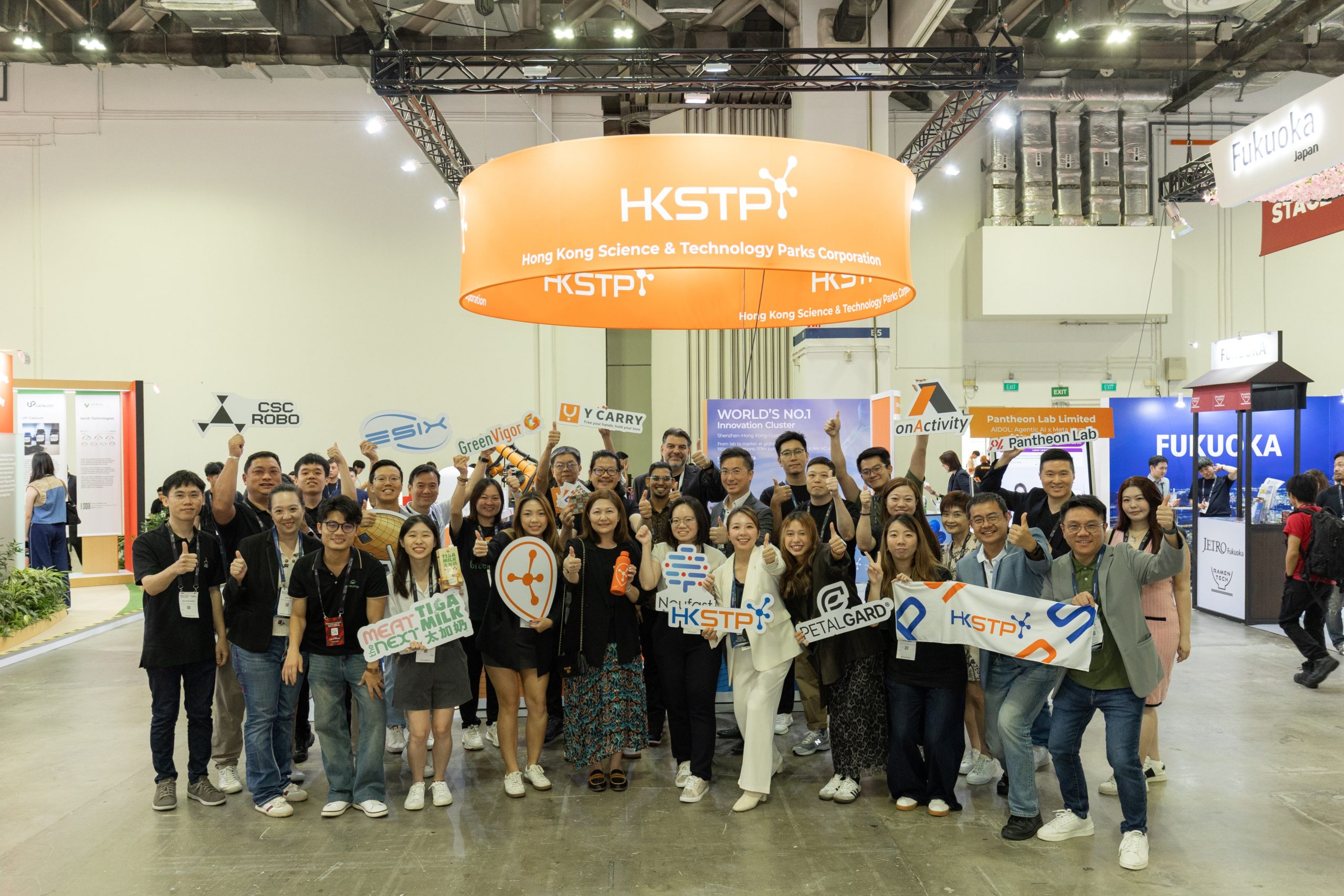 HKSTP Debuts at SWITCH 2025 Singapore with Hong Kong Startups Shining at Prestigious SLINGSHOT Pitch Event