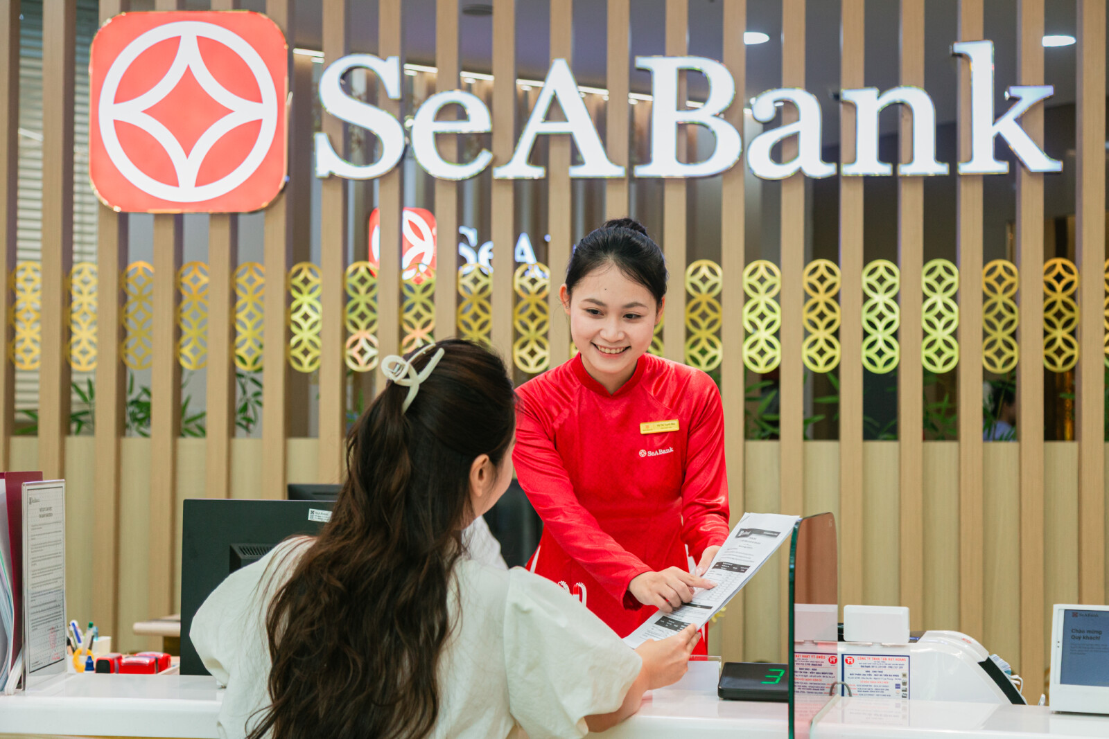 The ratings reflect SeABank's increasingly strengthened financial fundamentals and governance capabilities.