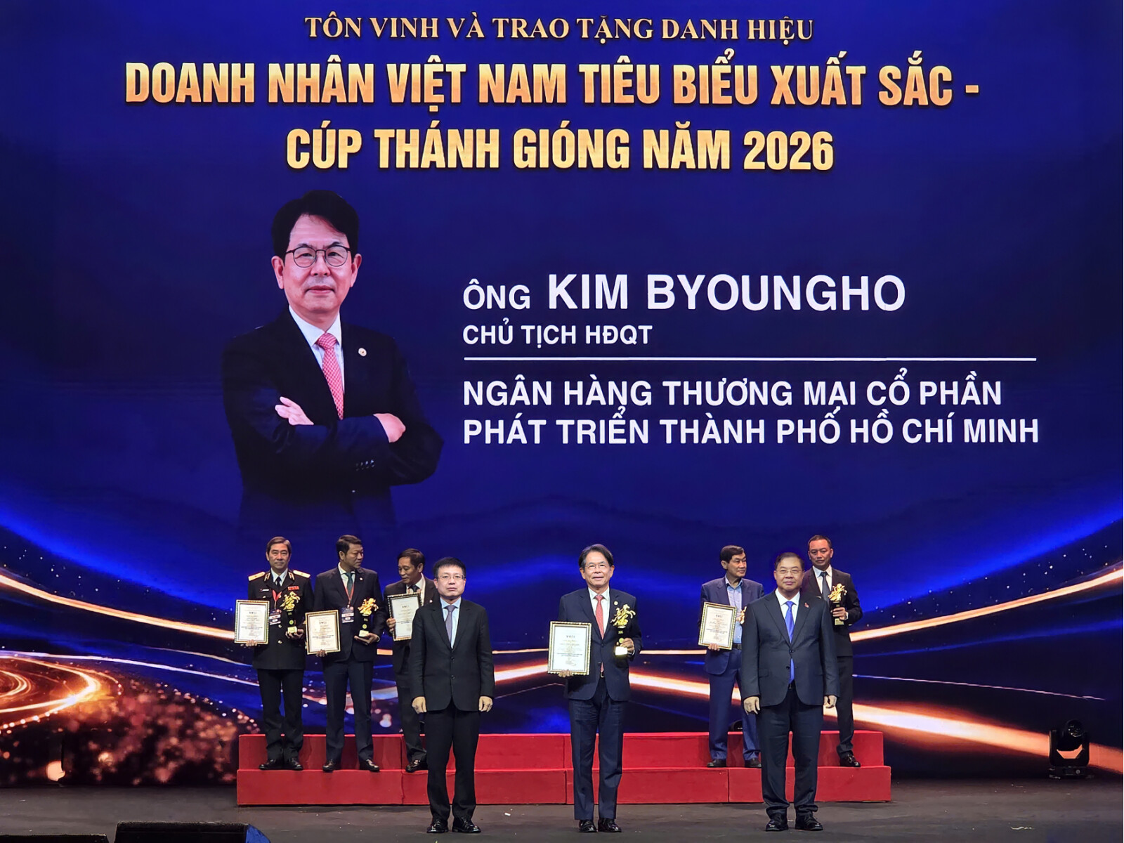 HDBank chairman honoured among Viet Nam’s outstanding entrepreneurs